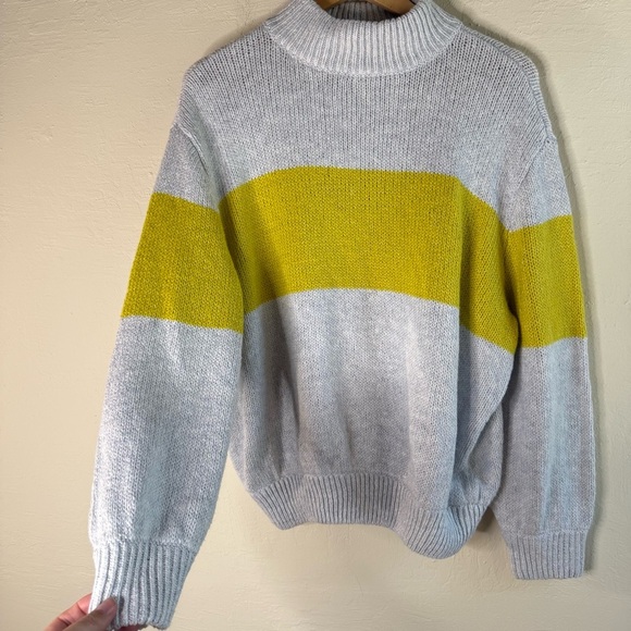 Aerie Oh So Soft Mock Neck Yellow Stripe Chunky Sweater Size Large - Picture 6 of 7